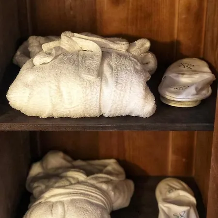 Garni Oblacinsko Jezero Szálloda 4*